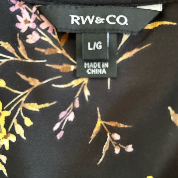 Size L RW&CO top - Picture 8 of 9